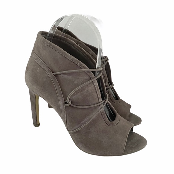 BCBGeneration Corrina-X Dark Stone Grey Leather Peep Toe Pump Heels Size 6 M - Picture 2 of 8